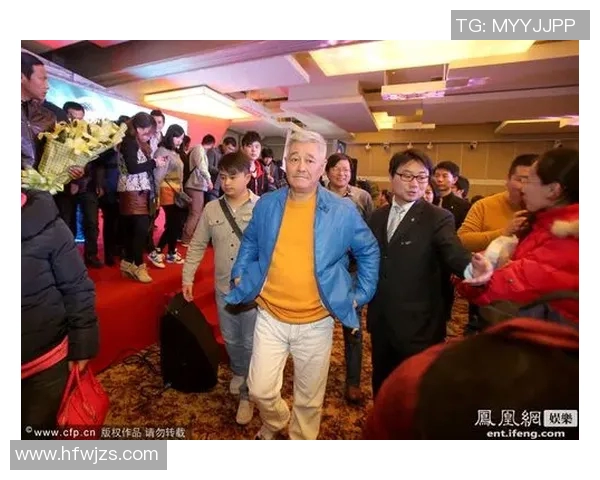 赵本山携众星共聚足球赛场展现球技激情与幽默交融的精彩瞬间