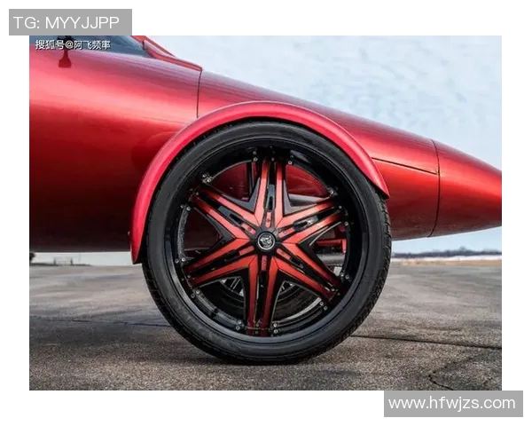 足球巨星驾驭跑车与私人飞机的奢华生活全景揭秘