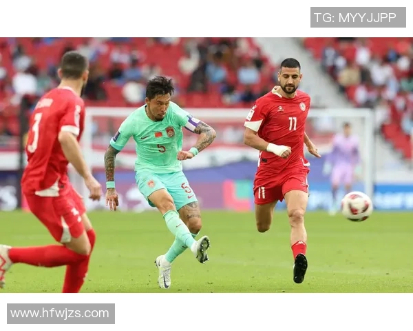 足球明星在逆境中展现绝望情绪的瞬间与心路历程