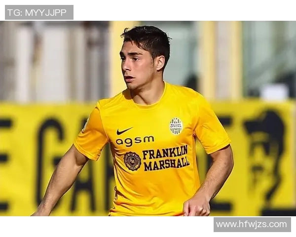 足球明星小小马高清图片展示他的风采与魅力让我们一同欣赏这位足球天才的精彩瞬间 足球明星小小马高清图片展示他的风采与魅力让我们一同欣赏这位足球天才的精彩瞬间