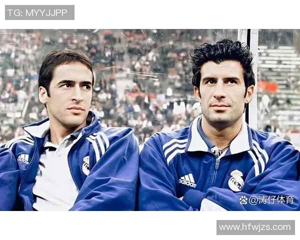 足球明星菲戈的生活揭秘:从绿茵场到家庭的幸福与挑战 足球明星菲戈的生活揭秘:从绿茵场到家庭的幸福与挑战