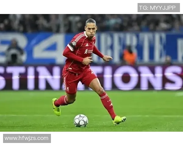 足球明星范戴克的传奇之路与场上风采全解析